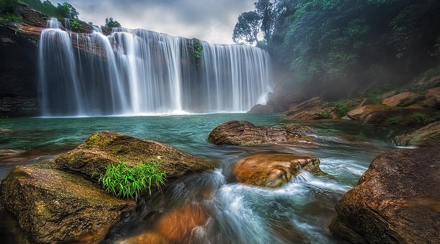 Krang Shuri Waterfall, Meghalaya