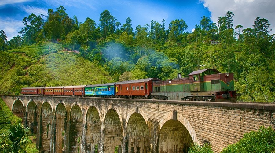 Train @ Nuwara Eliya, Sri Lanka, Asia