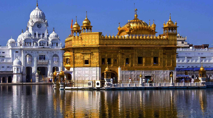 Golden Temple, Amritsir, Punjab, India - EWS Holidays