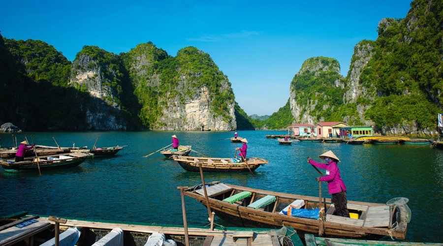 Bai Tu Long Bay, Halong Bay, Vietnam, Asia