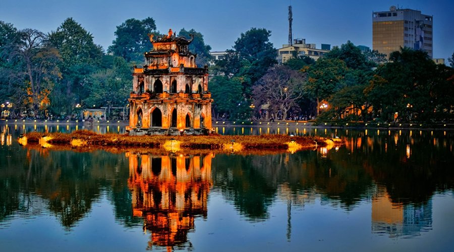 Hanoi Lake (Hoan Kiem Lake), Hanoi, Vietnam, Asia