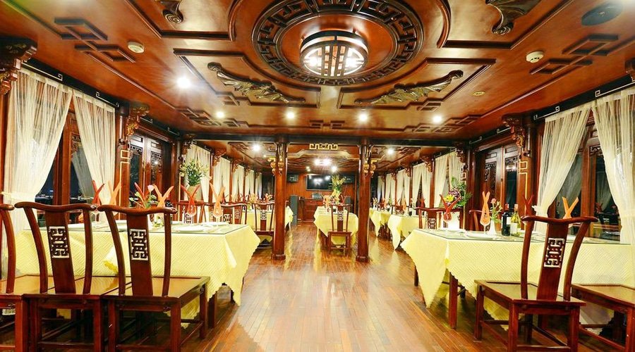 Restaurant @ Royal Palace Cruise, Ha Long Bay, Vietnam, Asia