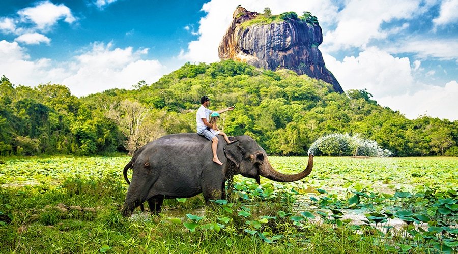 Sigiriya or Sinhagiri Rock, Sigiriya, Sri Lanka, Asia