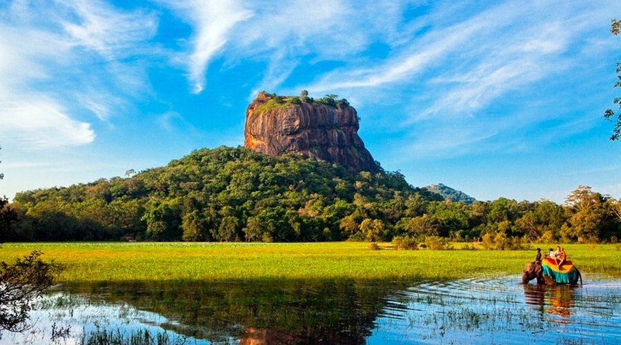 Sigiriya or Sinhagiri Rock, Sigiriya, Sri Lanka, Asia