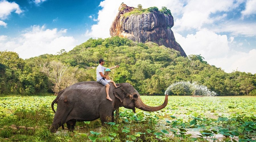 Sigiriya Or Sinhagiri Rock, Sigiriya, Sri Lanka, Asia - EWS Holidays