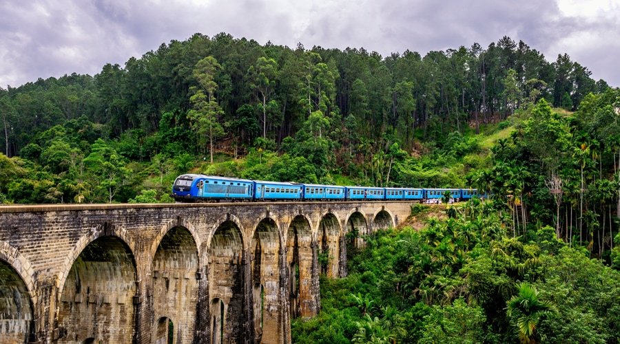 Train @ Nuwara Eliya, Sri Lanka, Asia