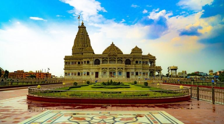 Prem Mandir, Vrindavan, Uttar Pradesh, India, Asia - EWS Holidays